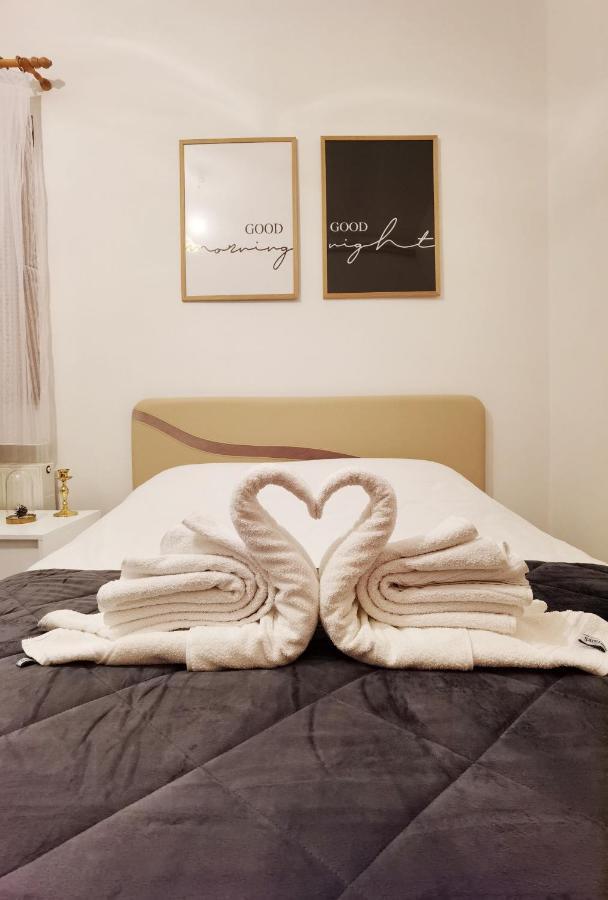 Pale city center apartment Extérieur photo