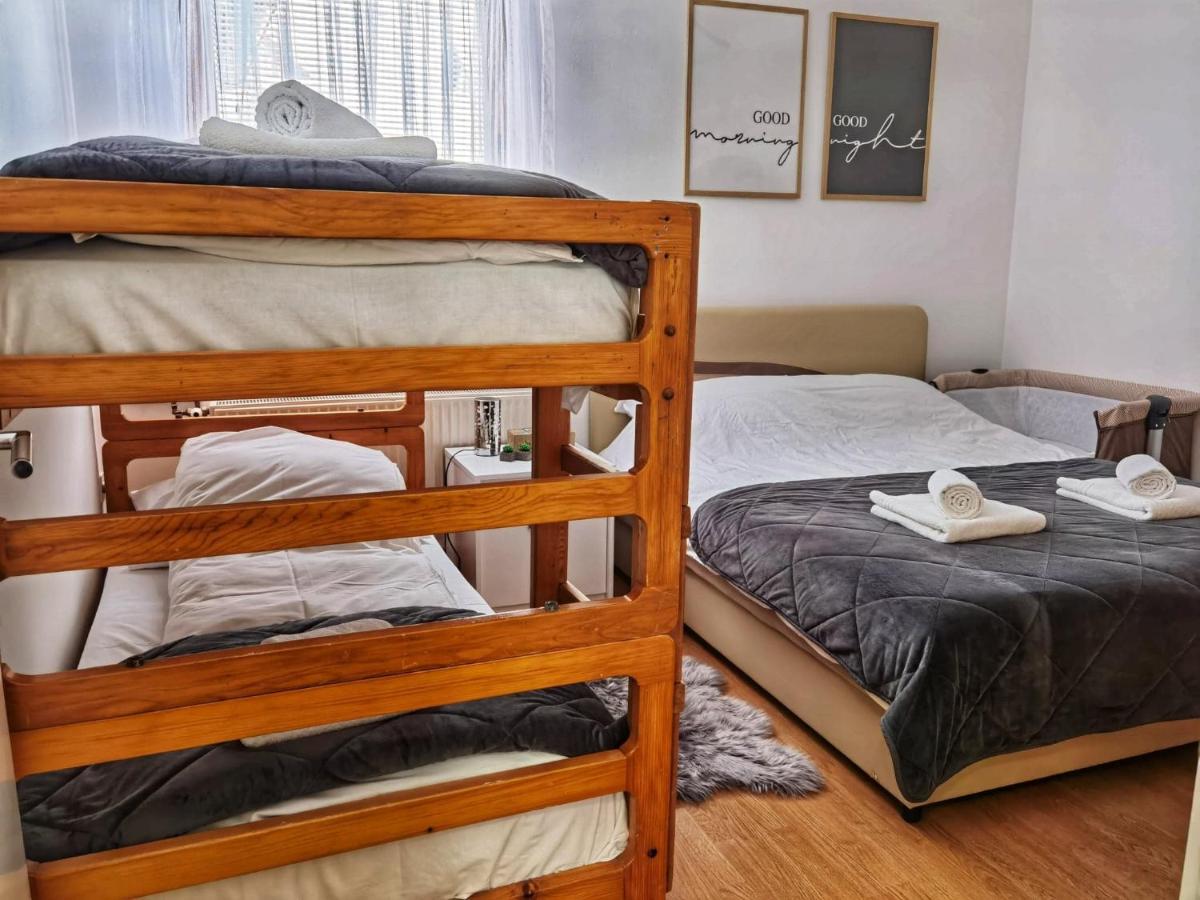 Pale city center apartment Extérieur photo