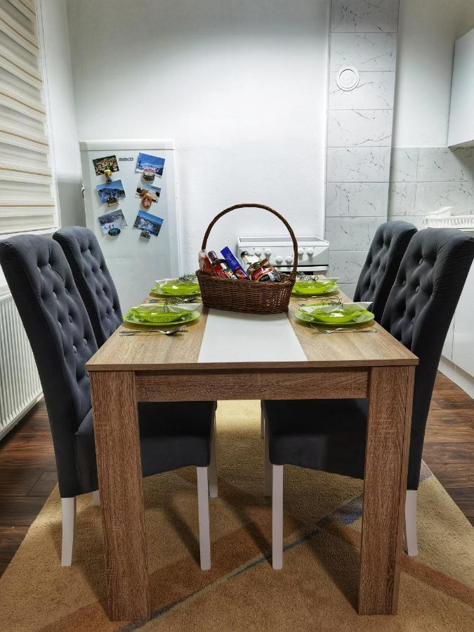 Pale city center apartment Extérieur photo