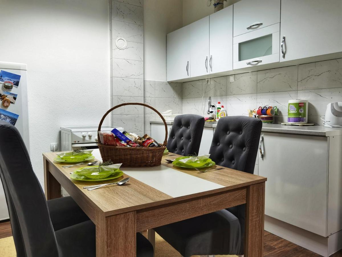 Pale city center apartment Extérieur photo